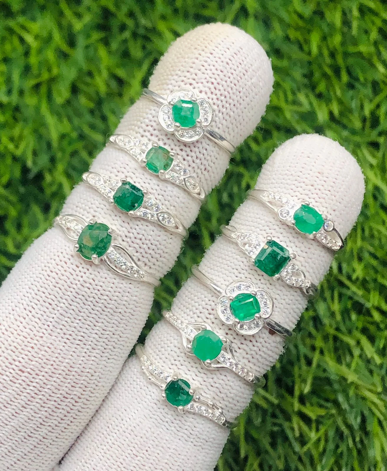Green gemstone ring selection